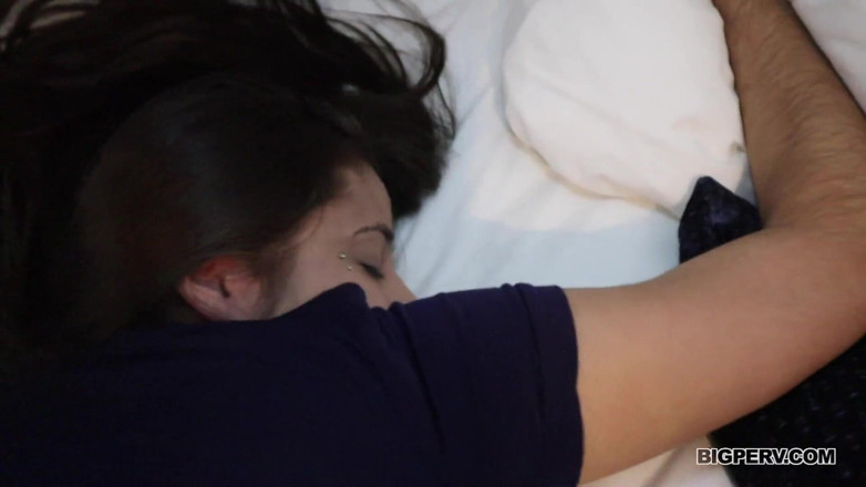BigPerv: Amadora puta Ashlee Star é bombeada e pulverizada com porra!