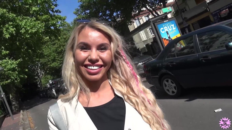Heavy on Hotties: Skinny blonde ballerina destroyed by loveable fattie