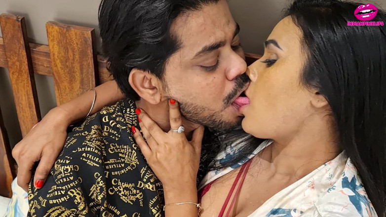 Indianpinklips: Esposa india con mi marido