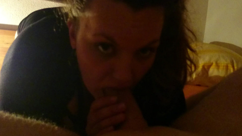 QueenSteffi: 火辣女王想要口交