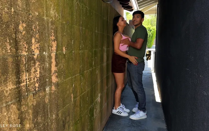 Hailey Rose: Fucking in Dark Alleyway - Busty Latina Public Streets - Hailey Rose