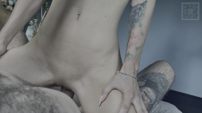 Horny_Ju: Nahaufnahme muschi-fick und heißer footjob von heißer geiler ju