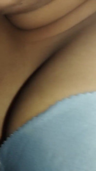 Bangladesi vabi muestra coño fingring y fuk sextoy