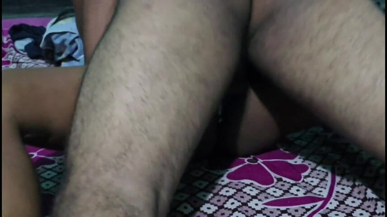SafeRosebush8: Làm tình với vợ tôi. Video khiêu dâm Ấn Độ xhamster assamese...
