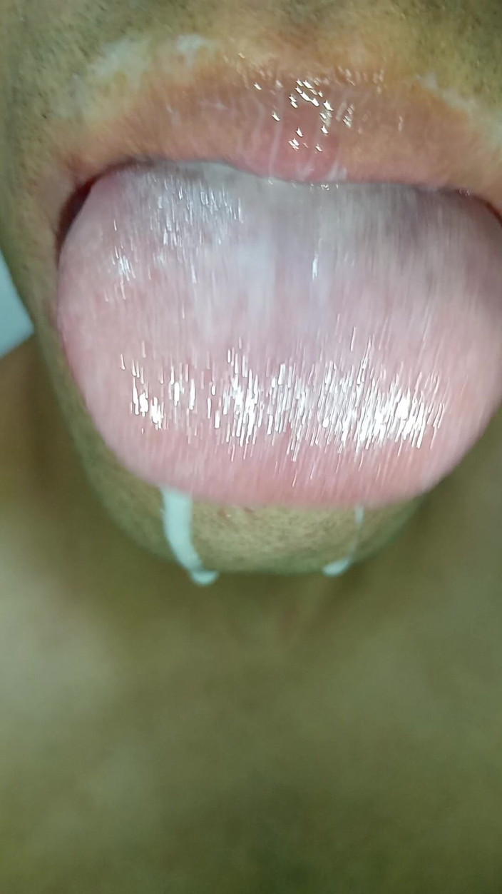 Rey rey: Jag älskar sperma i munnen, tunga lång tunga, kyss, sex pack,...