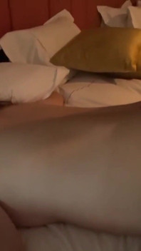 秘密温泉之旅：已婚女人和一个熟悉的男人溜走了，安静的欲望变得远离家 - 第1部分