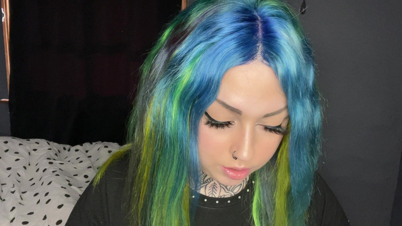 Miss Valentina: Diabaikan untuk Kandungan