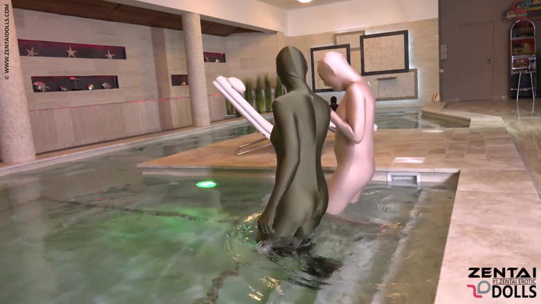 ZentaiDolls: Dvě zentai dívky s otrokem v bazénu