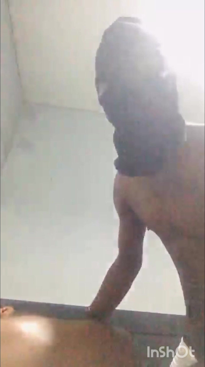 VALLEY200: Gay Sex