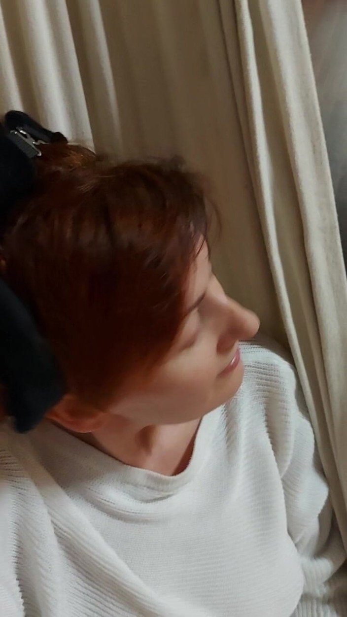 GinnaGg: Olhe Para as Minhas Pernas)