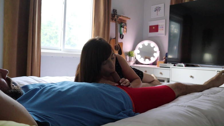 JessTonySquirts: Stepdaddy Isn't Home, Lets Have Fun - Horny Stepmom