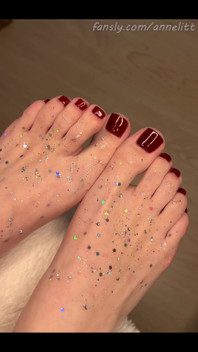 Red Nails