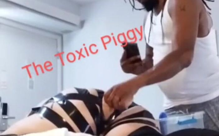 Kimmywetwet: Une esclave anale SSBBW prend 12 pouces dans un trou du...