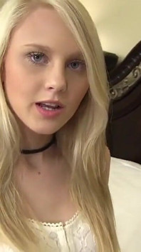 La magra sexy lily viene scopata duramente