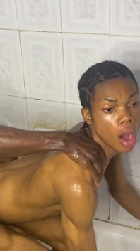 Adegan tandas terhangat oleh Baddestboyx