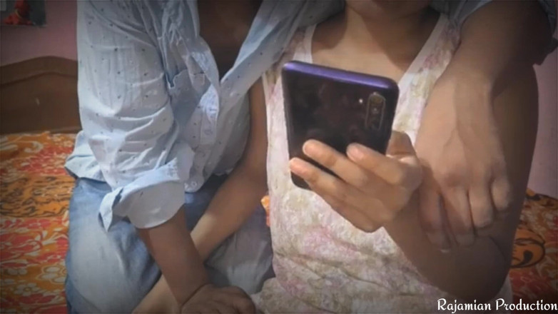 Raja Mian Production: Desi přítelkyně zavolala svému příteli na sex