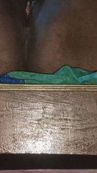 제 형수는 섹스를 하기 전까지는 마음이 편하지 않습니다.