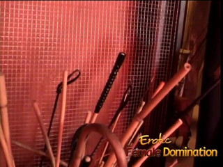 Erotic Female Domination: За лаштунками з рудою господинею