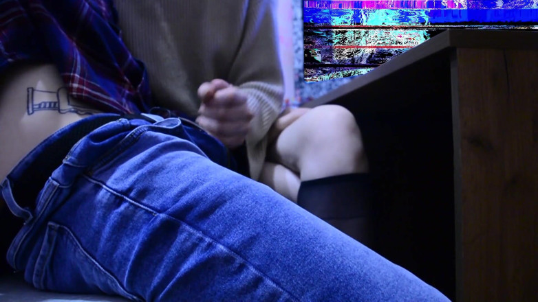 20th century of porn: Rakan sekelas melancap batang saya di bawah meja semasa pelajaran