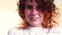 Darcy Dark: Baise avec un livreur de pizzas
