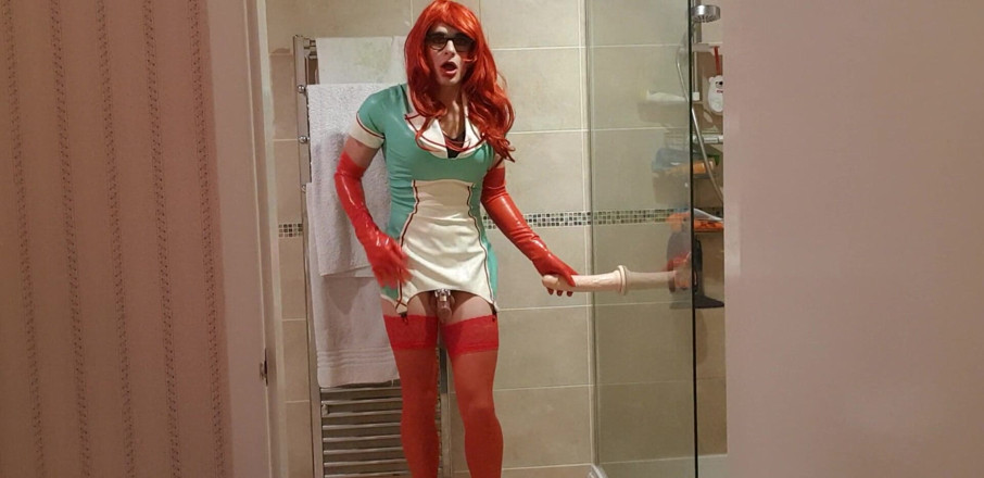 JessicaXD: The latex nurse will see you now