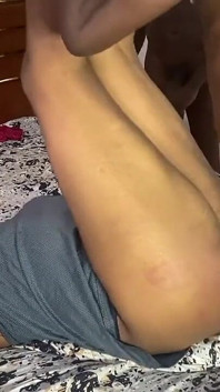 Büyük deliği ile üçlü seks