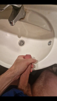 Wake up at Friend's House, Hungover. What Else You Gonna Do Than Cum? ‍
