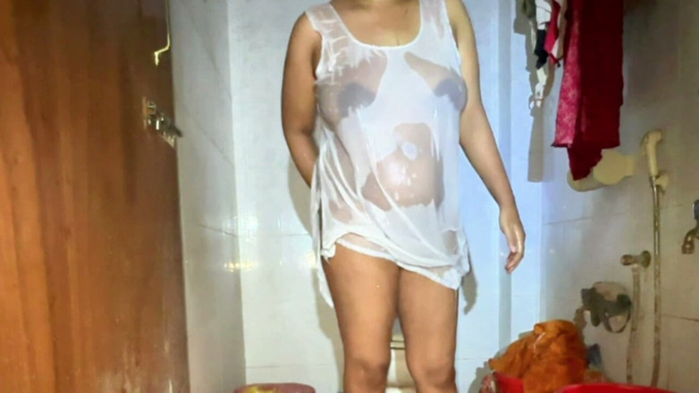 HOT_RUHI002: فيديو دش زوجة ديسي ساخنة