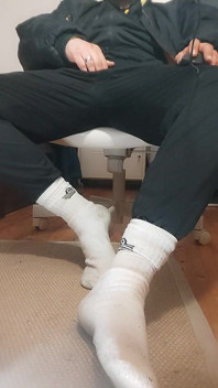 Dirtyjunkbro skończył pracę... Śmierdzące skarpetki