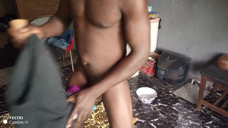 Moviesporn1: Chat Me iam对精液感兴趣