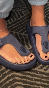 Pour Les Amoureux Des Beaux Pieds