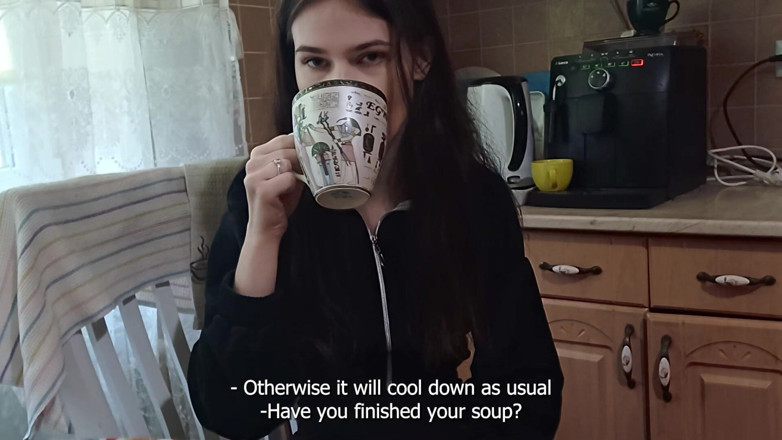 Honey Nasia: Seorang kawan datang minum kopi tetapi dia menerima sebahagian air...