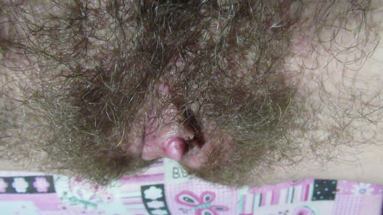 Cuteblonde666: Große behaarte muschi, zusammenstellung mit klitoris