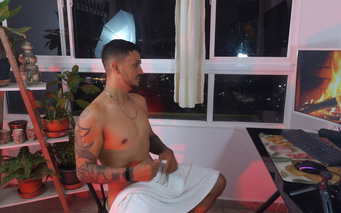 LunaBigBooty: Hot MILF Catches Her Stepson Masturbating and Ends up Giving...