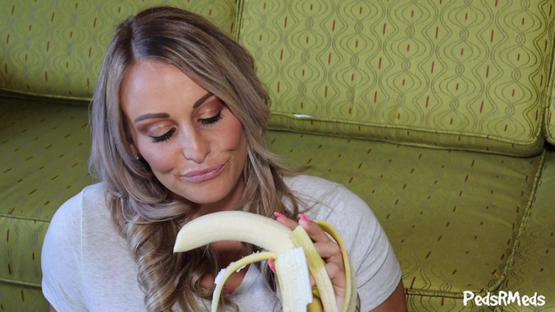 PedsRMeds: Paris Knight bananen pijpbeurt plagen