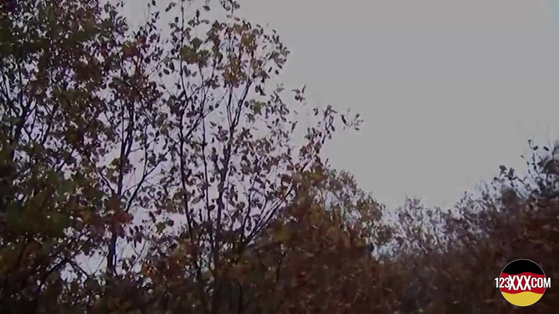 123XXX - Fucked Amateurs in Germany!: MILF blonde angin berasa seperti berkongkek di tempat terbuka