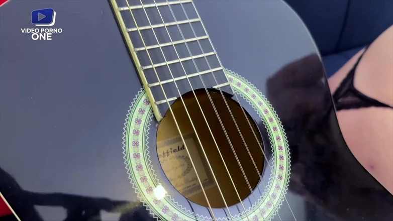 Video Porno One: She Gets Torn Apart by Her Music Teacher