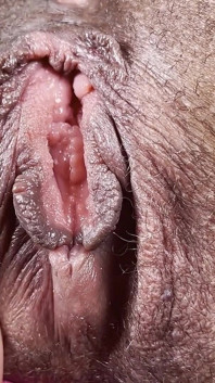 Stepmommy Wants to Pee on You