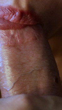 4k HD ultra vicino pompino pov miLF asiatico con enorme sborrata in bocca
