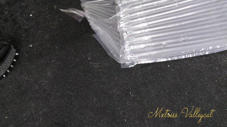 Mxtress Valleycat: Verpackung knallt in stacheligem fetisch