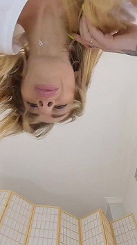 April Paisley - facesitting