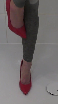 Xixi na minha bunda em Leggins e Feet Next