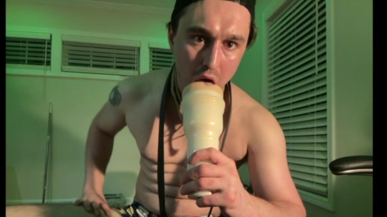 nomadgetglad: Tropeçaram e caíram no vibrador