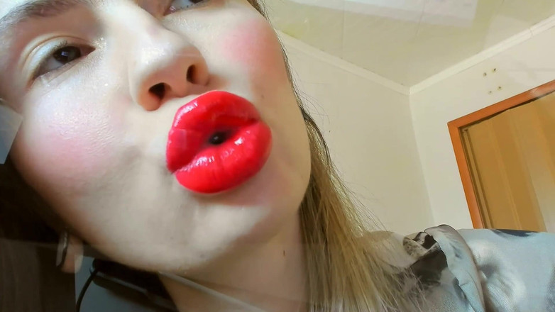 Rarible Diamond: Ty pod moimi czerwonymi wargami