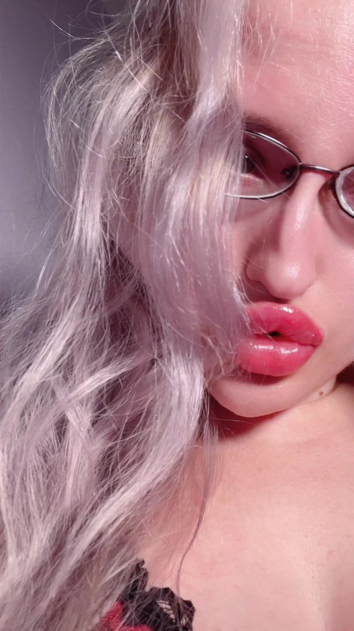 FinDom Goaldigger: 我失去了眼镜