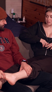 Jen žádná romantika, jo? Potřebuju, abys mě pořádně šukal!