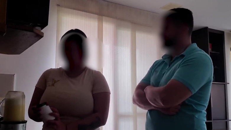 Time traveler: Esmeralda lässt chef ihre titten lutschen