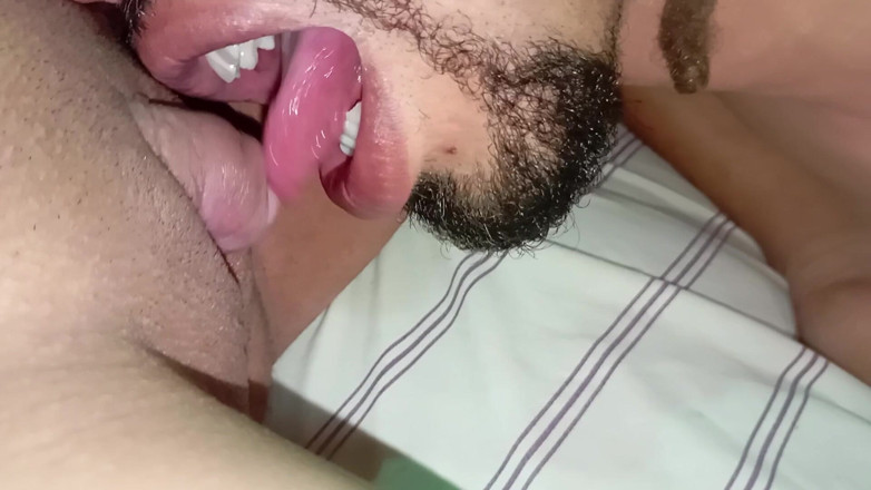Gabes ftm: Cewek rastafarian lagi asik nyepong kontol