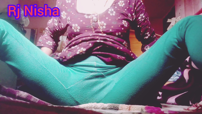 RJ NISHA: Индийская домохозяйка и лучшая производительность от дрочки с трахом пальцами