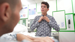 Menoboy: Schwulentreffen im Waschsalon